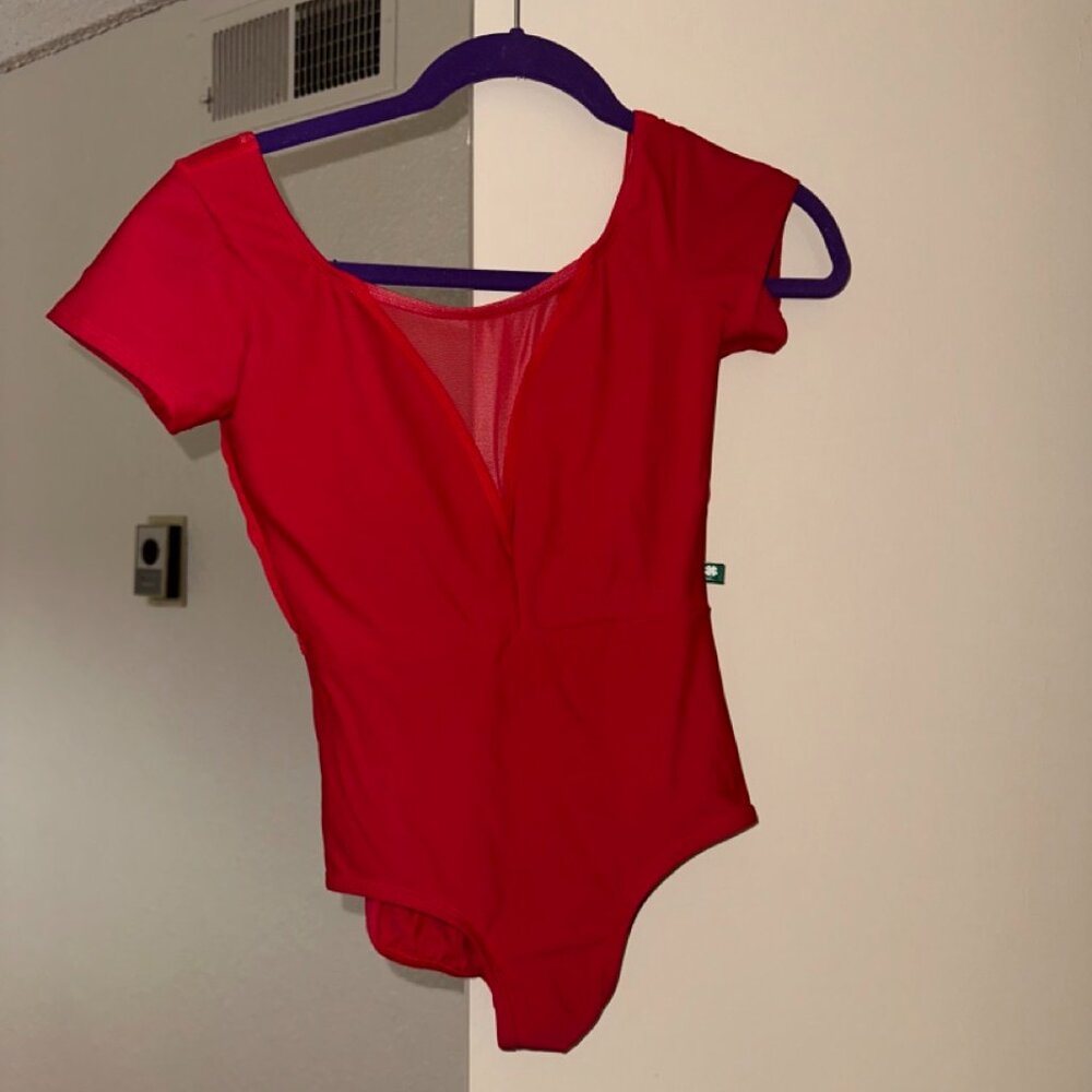 Luckyleo Dancewear Red "Dart" Medium